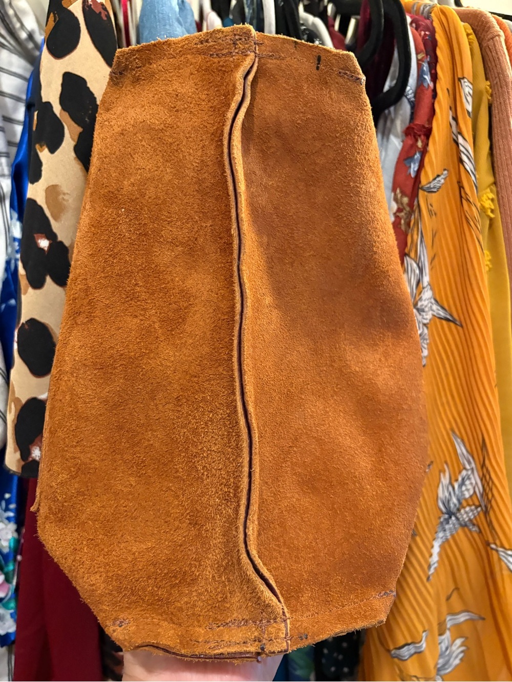 Portland Leather Goods | Large Bucket Bag | Nutmeg - Picture 16 of 17